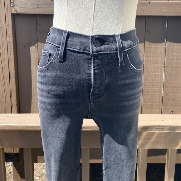 🌸Levi’s Premium 311 SHAPING SKINNY JEANS  size 25 Big E - Picture 4 of 16